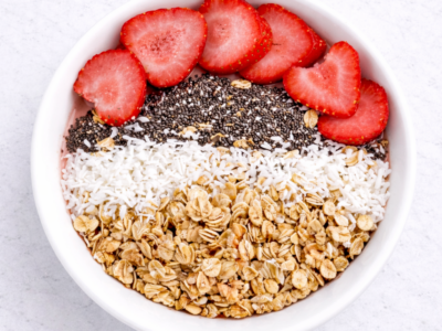 STRAWBERRY HEAVEN SMOOTHIE BOWL (VG) (V) 16oz